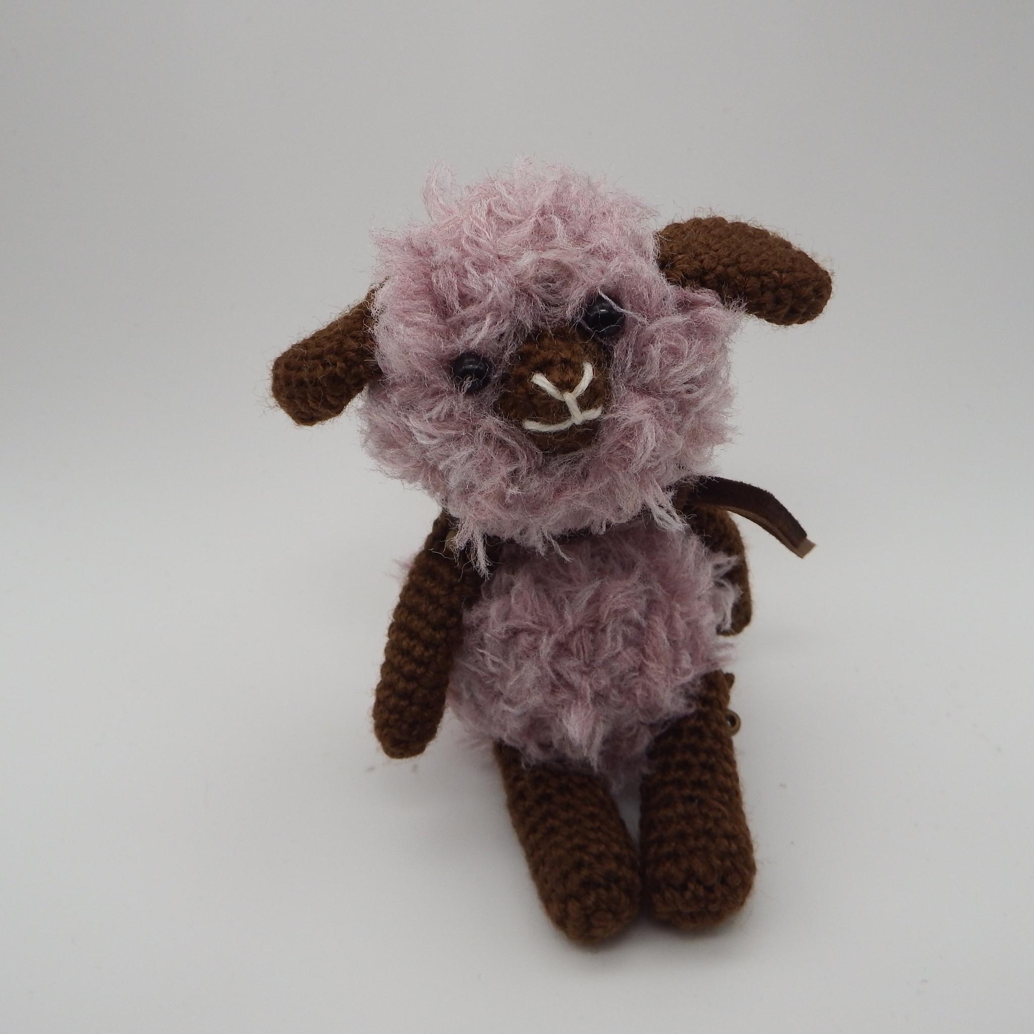 【あみぐるみ】ピンクもふもふひつじ瑠々【301】